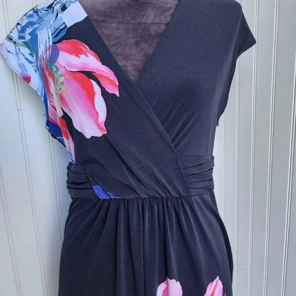 T Tahari Womens Sheath Knee Length Dress Blue Red Black Floral Stretch Zip Sz S - Picture 6 of 11